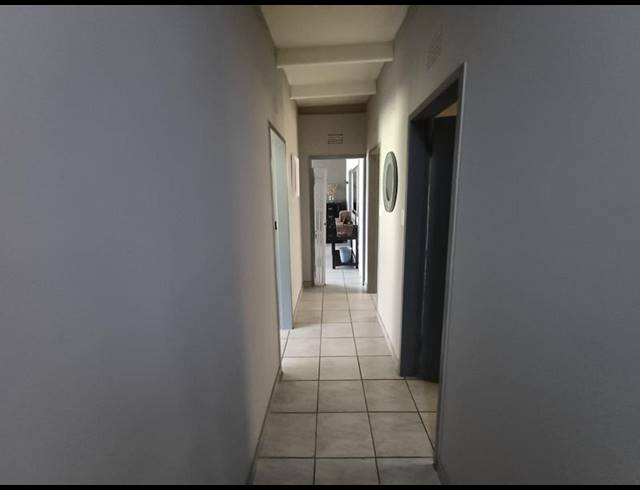 FARM FOR SALE IN UNITAS PARK